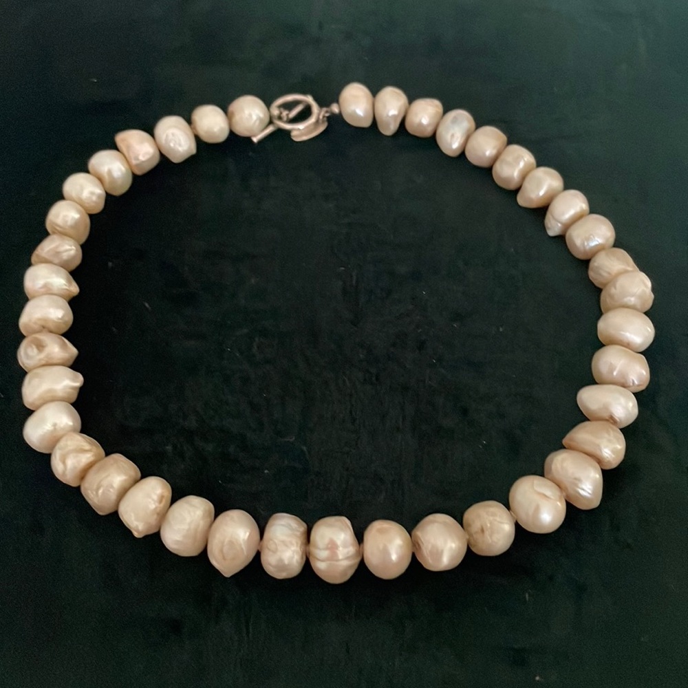 Pearl Neckless - image 1